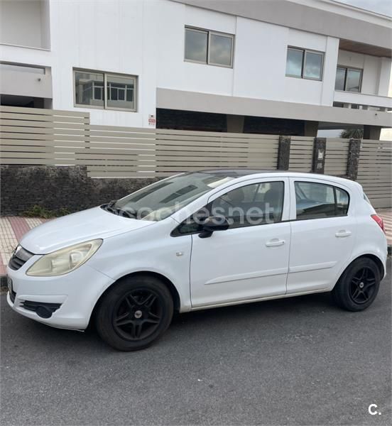 Blanco Usado 2007 Opel Corsa Cosmo Berlina | 2330 € (Precio justo) - Imagen 1/4