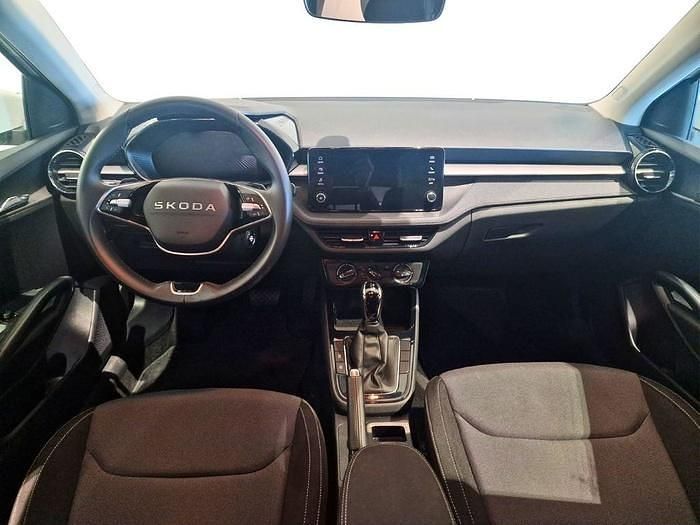 Usado Skoda Fabia Selection 115 CV (84 kW) 2025 Blanco Utilitario