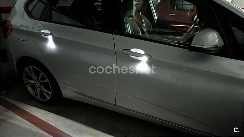 Usado BMW 225 Active Tourer iPerformance 224 CV (164 kW) 2019 Gris / plata Monovolumen