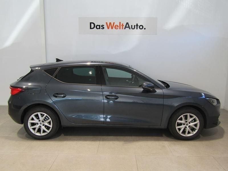 Uusi Seat Leon Style 116 HP (85 kW) 2026 Harmaa