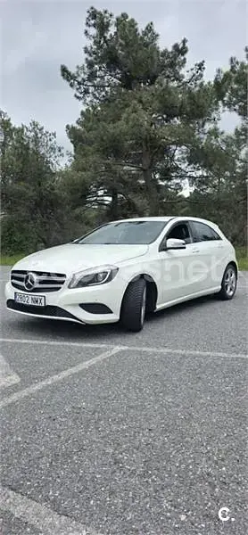 Usado Mercedes A180 AMG 122 CV (89 kW) 2013 Blanco Utilitario