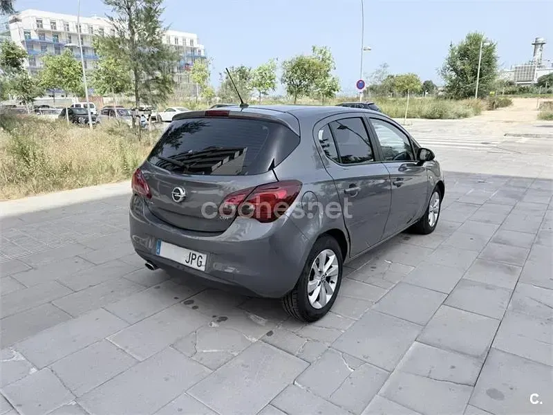 Usado Opel Corsa Selective 95 CV (69 kW) 2016 Gris / plata Utilitario