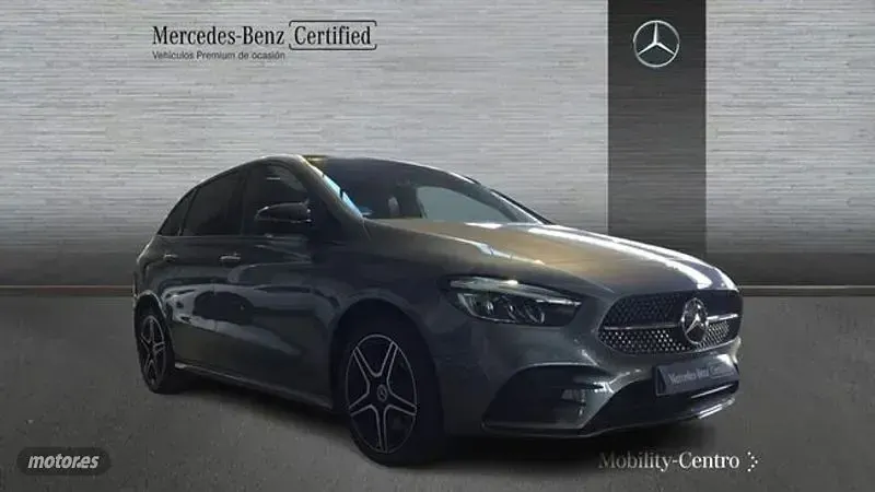 Usado Mercedes B250 217 CV (159 kW) 2023 Gris Utilitario