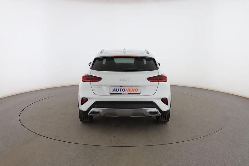 Usado Kia XCeed 120 CV (88 kW) 2022 Blanco SUV