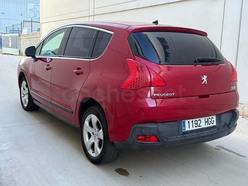 Occasion Peugeot 3008 Premium 112 ch (82 kW) 2011 Rouge Break