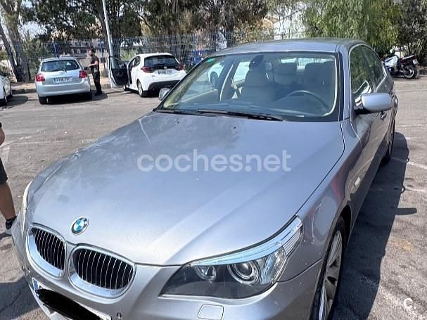Gris / plata Usado 2007 BMW 523 Berlina | 7500 € - Imagen 1/4