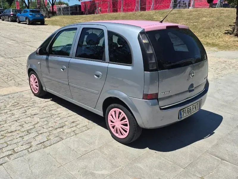 Usado Opel Meriva Enjoy 100 CV (73 kW) 2007 Gris / plata Monovolumen