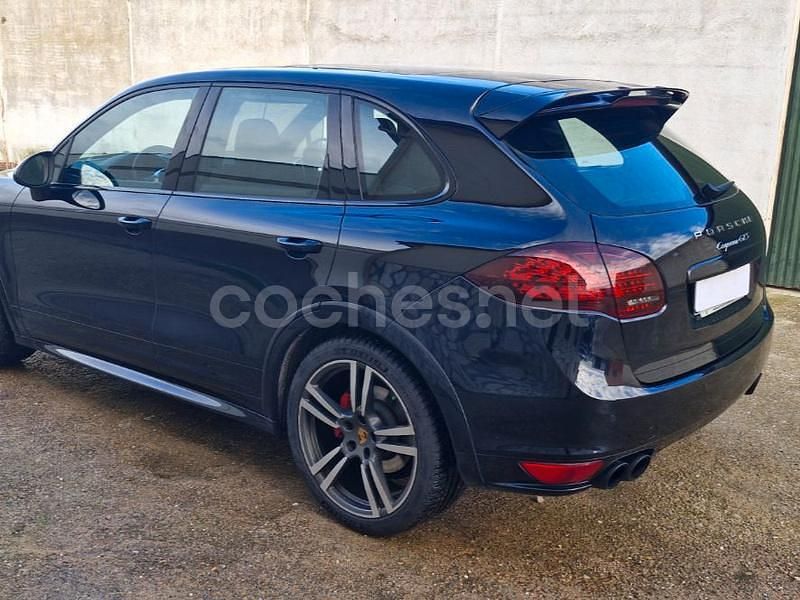 Usado Porsche Cayenne 420 CV (308 kW) 2014 Negro SUV