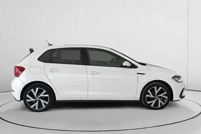 Usado VW Polo R-line 95 CV (69 kW) 2022 Utilitario