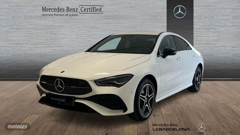Blanco Usado 2024 Mercedes CLA250e AMG line Berlina | 43.900 € - Imagen 1/4