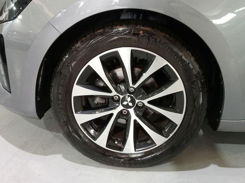 Nuevo Mitsubishi Colt 90 CV (66 kW) 2025 Gris Utilitario