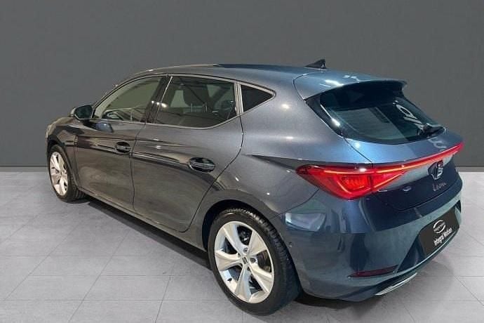 Usado Seat Leon FR 110 CV (80 kW) 2024
