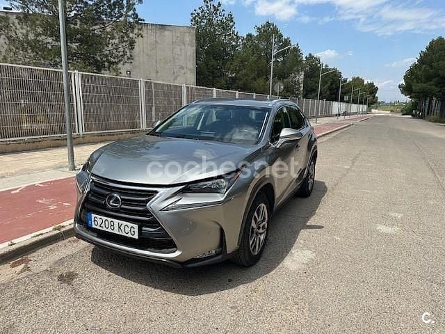 Gris / plata Usado 2017 Lexus NX300h Executive Line SUV | 24.399 € (Buen precio) - Imagen 1/4