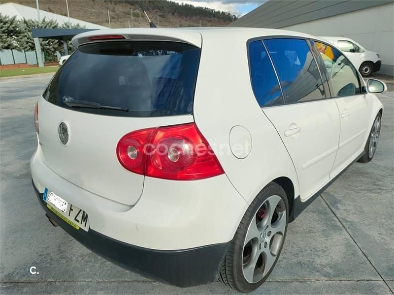 Usado VW Golf VI GTI 200 CV (147 kW) 2008 Blanco Utilitario