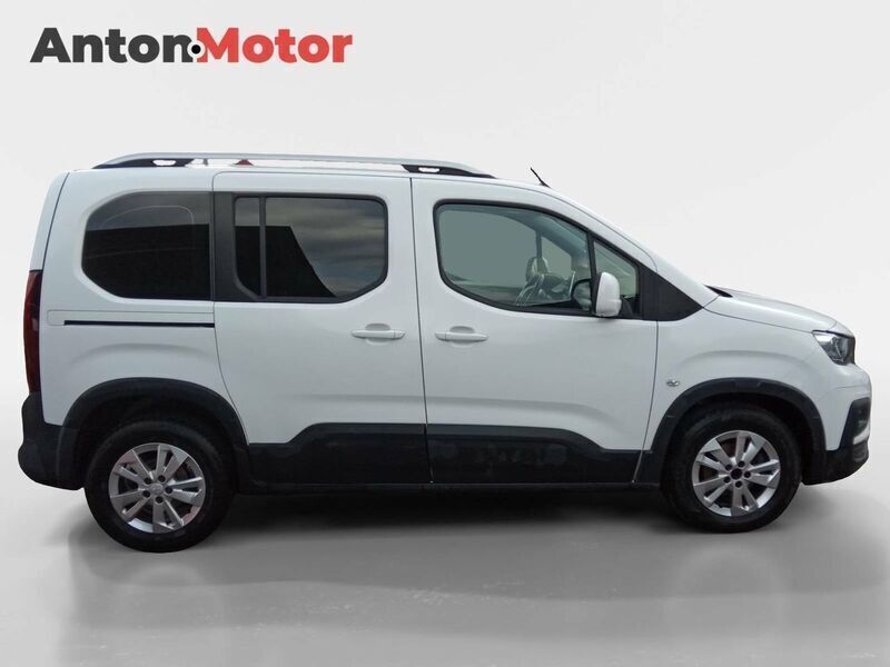 Usado Peugeot Rifter Allure 100 CV (73 kW) 2019 Blanco Monovolumen