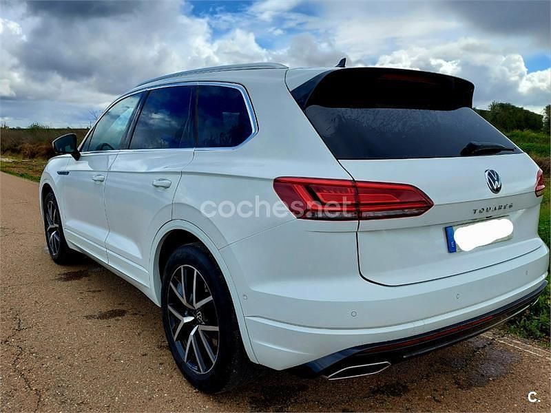 Usado VW Touareg R-line 286 CV (210 kW) 2022 Blanco SUV