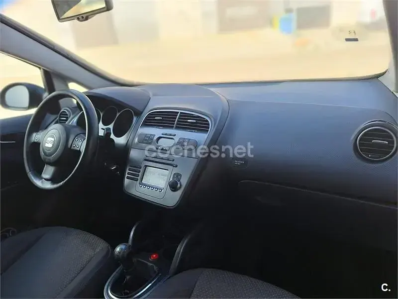 Usado Seat Altea Sport 140 CV (102 kW) 2007 Azul Monovolumen