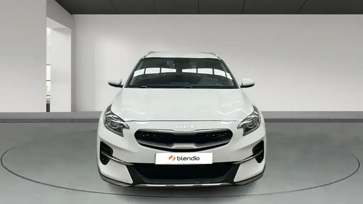 Usado Kia XCeed 120 CV (88 kW) 2022 Blanco SUV