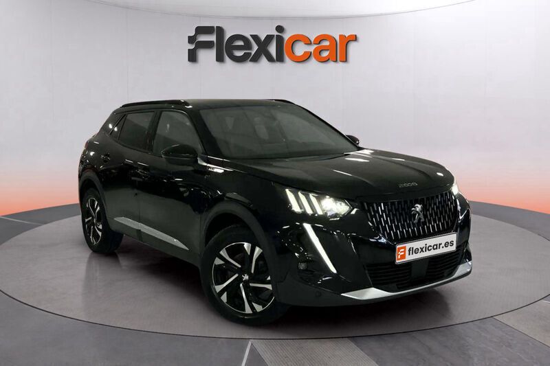 Negro Usado 2020 Peugeot 2008 GT-line SUV | 15.490 € (Un poco caro) - Imagen 1/4