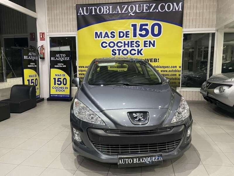Usado Peugeot 308 109 CV (80 kW) 2009 Plateado Utilitario