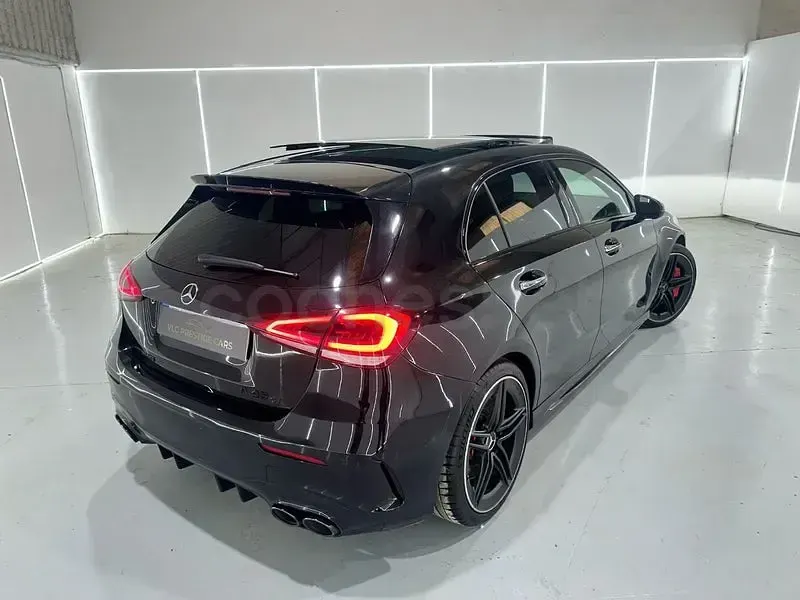 Usado Mercedes A45 AMG 421 CV (309 kW) 2022 Negro Berlina