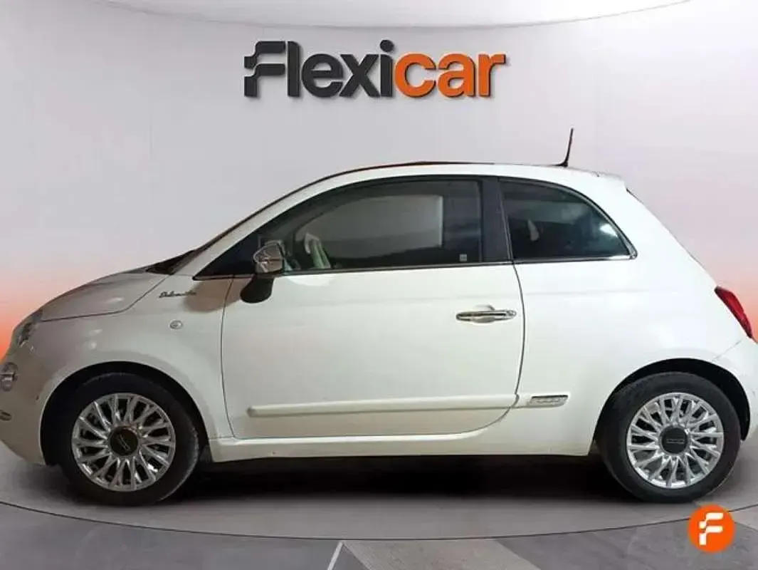 Usado Fiat 500 Dolcevita 71 CV (52 kW) 2021 Blanco Berlina