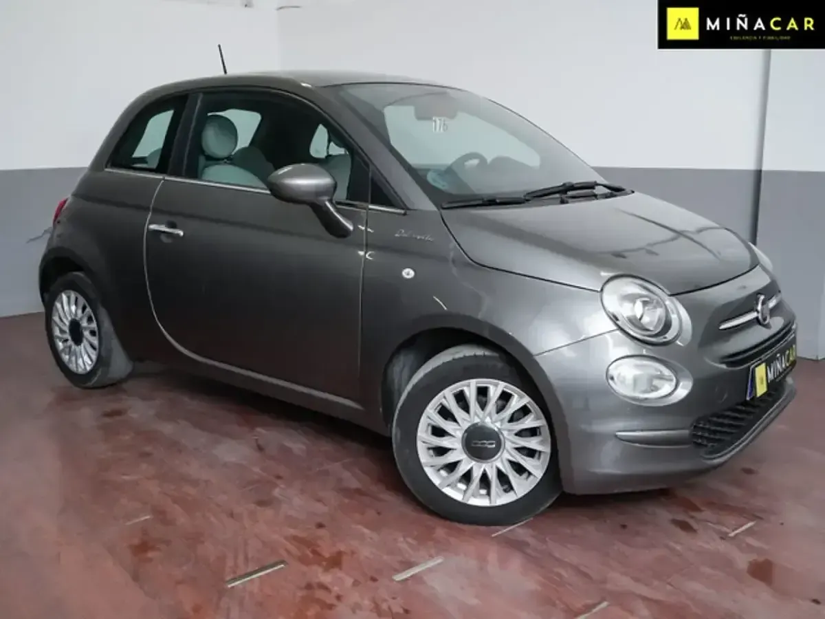 Usado Fiat 500 Dolcevita 70 CV (51 kW) 2022 Gris Utilitario