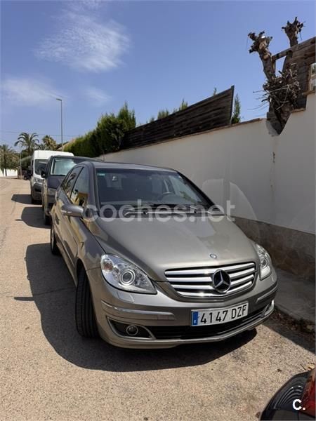 Beige Usado 2006 Mercedes B200 Monovolumen | 6500 € (Precio justo) - Imagen 1/1