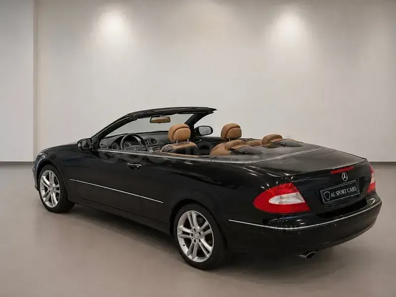 Usado Mercedes CLK200 Avantgarde 184 CV (135 kW) 2008 Azul Descapotable