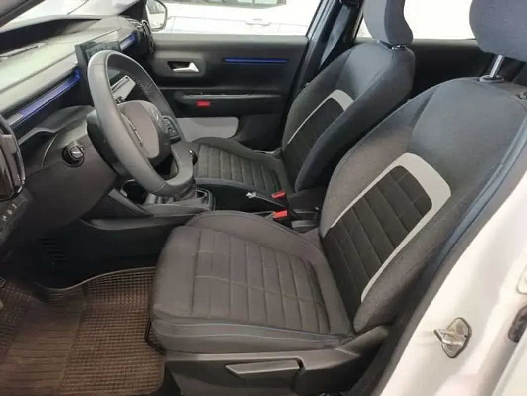 Usado Citroën C3 Business Class 101 CV (74 kW) 2026 Blanco SUV