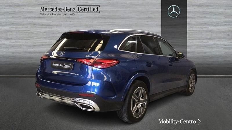 Usado Mercedes GLC220 AMG line 197 CV (144 kW) 2024 Spektral blue  metallic paint