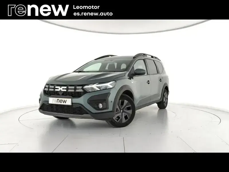 Usado Dacia Jogger Expression 100 CV (73 kW) 2025 Verde Monovolumen