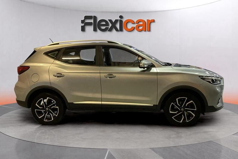 Usado MG ZS Luxury 111 CV (81 kW) 2023 Gris Berlina