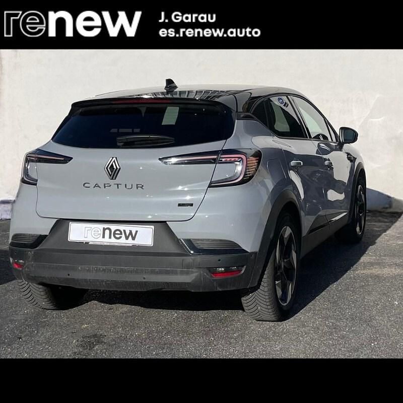 Usado Renault Captur Techno 145 CV (106 kW) 2025 Gris SUV