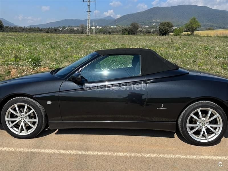 Usado Alfa Romeo Spider 165 CV (121 kW) 2004 Negro Descapotable