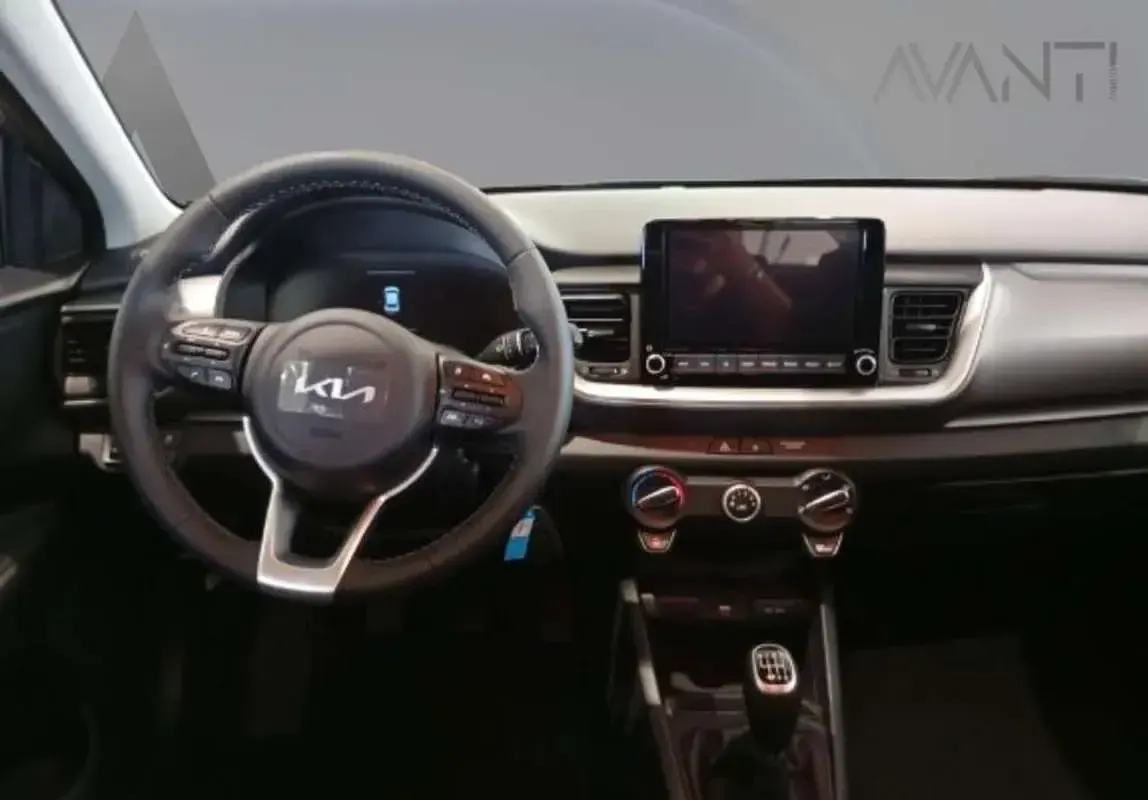 Usado Kia Stonic 101 CV (74 kW) 2024 SUV