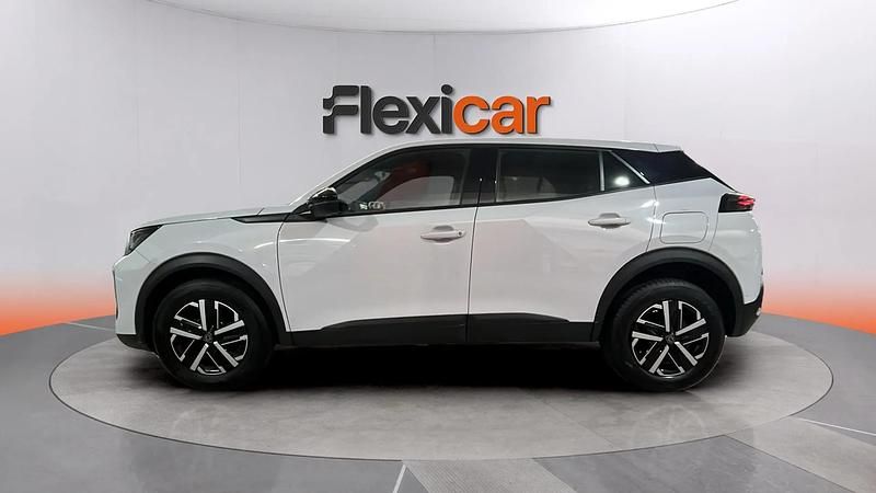 Usado Peugeot 2008 Active 101 CV (74 kW) 2023 Blanco SUV