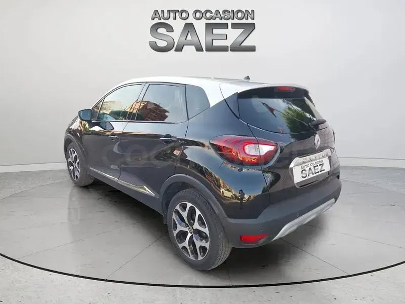 Usado Renault Captur LIMITED 90 CV (66 kW) 2019 Negro SUV
