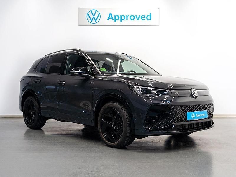 Gris oscuro Usado 2024 VW Tiguan R-line SUV | 42.500 € (Caro) - Imagen 1/4