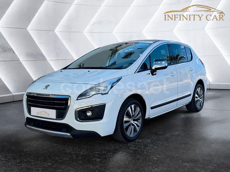 Usado Peugeot 3008 Allure 120 CV (88 kW) 2016 Blanco SUV