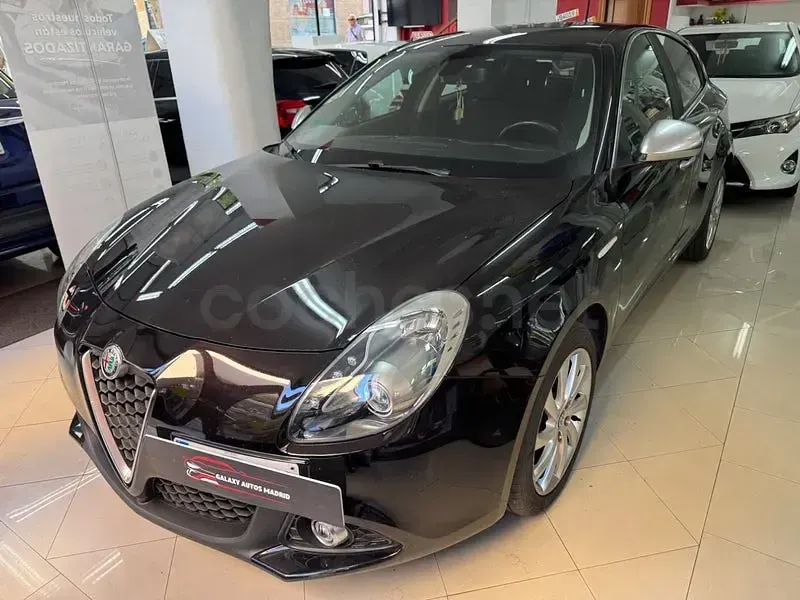 Usado Alfa Romeo Giulietta 120 CV (88 kW) 2017 Negro Utilitario