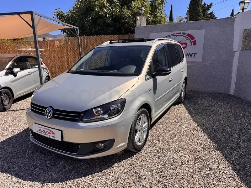 Usado VW Touran Edition 105 CV (77 kW) 2012 Gris / plata Monovolumen