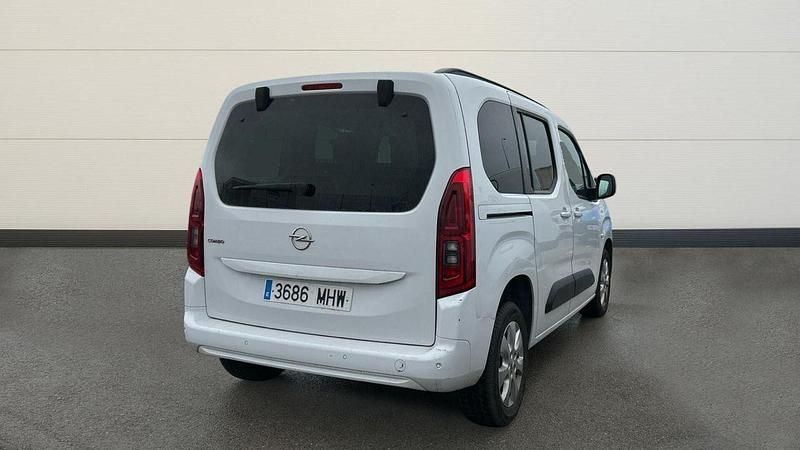 Usado Opel Combo Business 102 CV (75 kW) 2023 Blanco Monovolumen