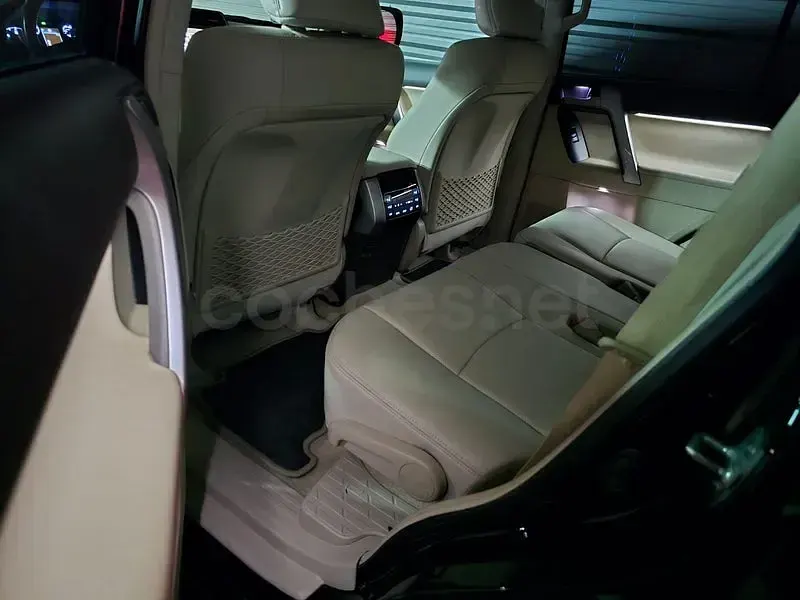 Begagnad Toyota Land Cruiser 204 HK (150 kW) 2021 Svart SUV
