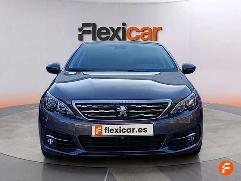 Usado Peugeot 308 Allure 131 CV (96 kW) 2020 Gris Utilitario