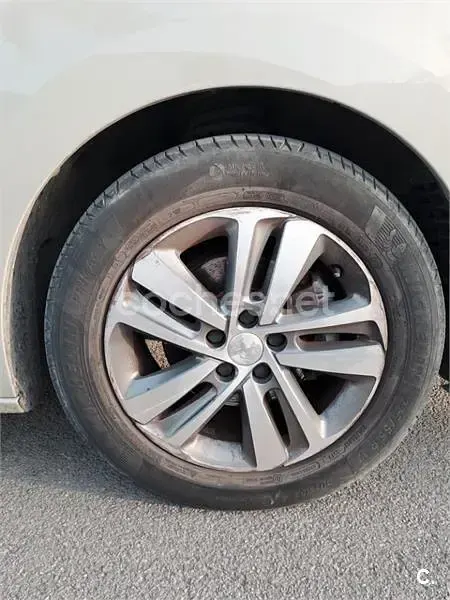 Usado Peugeot Traveller Active 120 CV (88 kW) 2021 Blanco Monovolumen