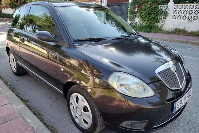 Usado 2007 Lancia Ypsilon Utilitario | 3300 € - Imagen 1/4