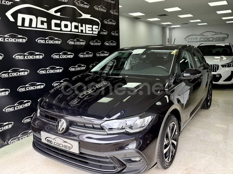 Negro Usado 2022 VW Polo Life Berlina | 16.990 € (Precio justo) - Imagen 1/4