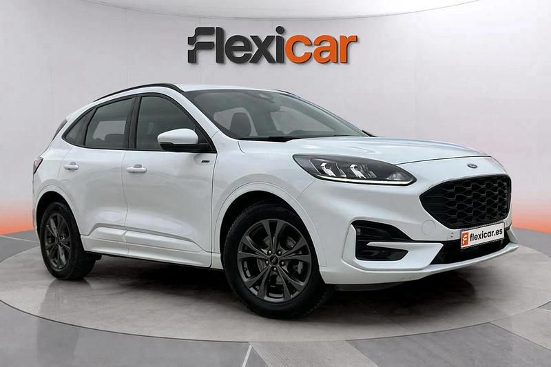 Usado Ford Kuga ST-Line 150 CV (110 kW) 2023 Blanco SUV