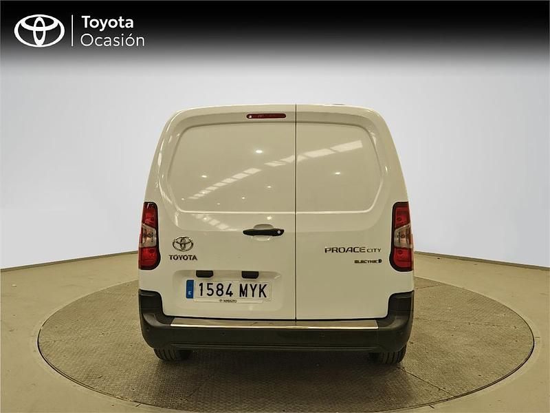 Nuevo Toyota Proace City City 100 kW (136 CV) 2025 Blanco polar Monovolumen